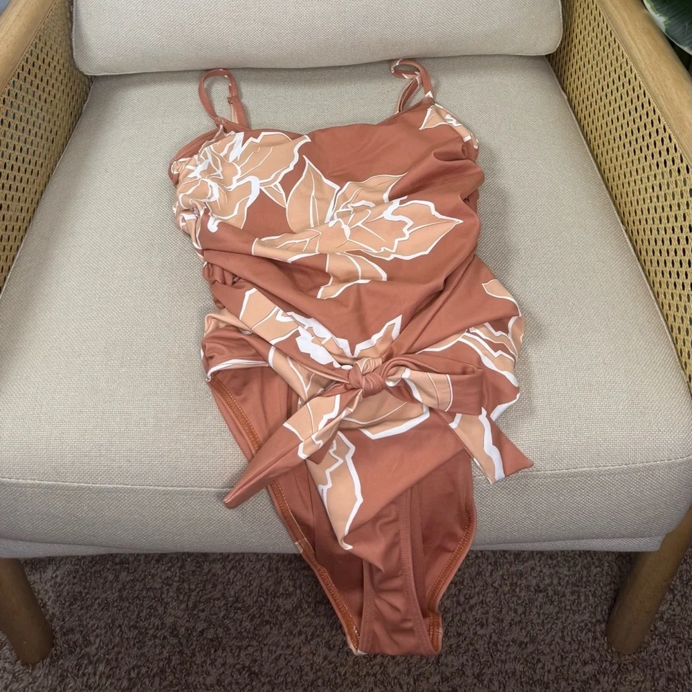 NWOT Hutch Wrap One Piece Swimsuit Size small